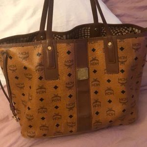 MCM tote